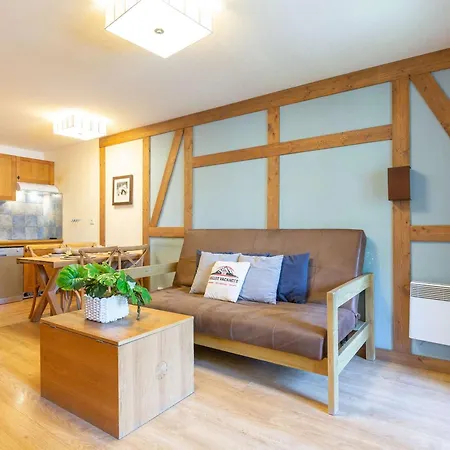 T2 Avec Piscine, Sauna, Hammam Et Wi-fi Au Centre De Saint-lary - Fr-1-296-404 Appartement *