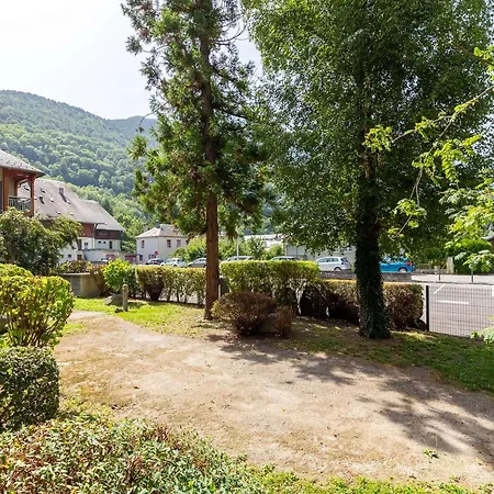 6 Pers En Centre-ville Avec Piscine, Et Parking Securise A - Fr-1-296-404
