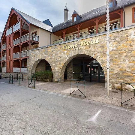 6 Pers En Centre-ville Avec Piscine, Et Parking Securise A - Fr-1-296-404 Apartment