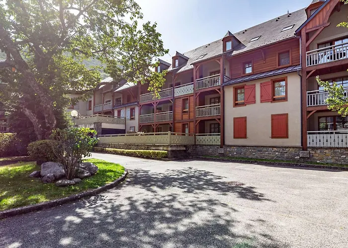T2 Avec Piscine, Sauna, Hammam Et Wi-fi Au Centre De Saint-lary - Fr-1-296-404 Appartement *