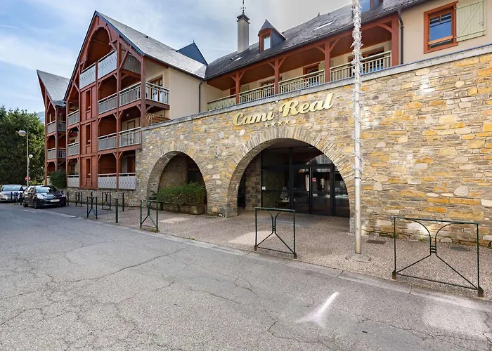 T2 Avec Piscine, Sauna, Hammam Et Wi-fi Au Centre De Saint-lary - Fr-1-296-404 Appartement